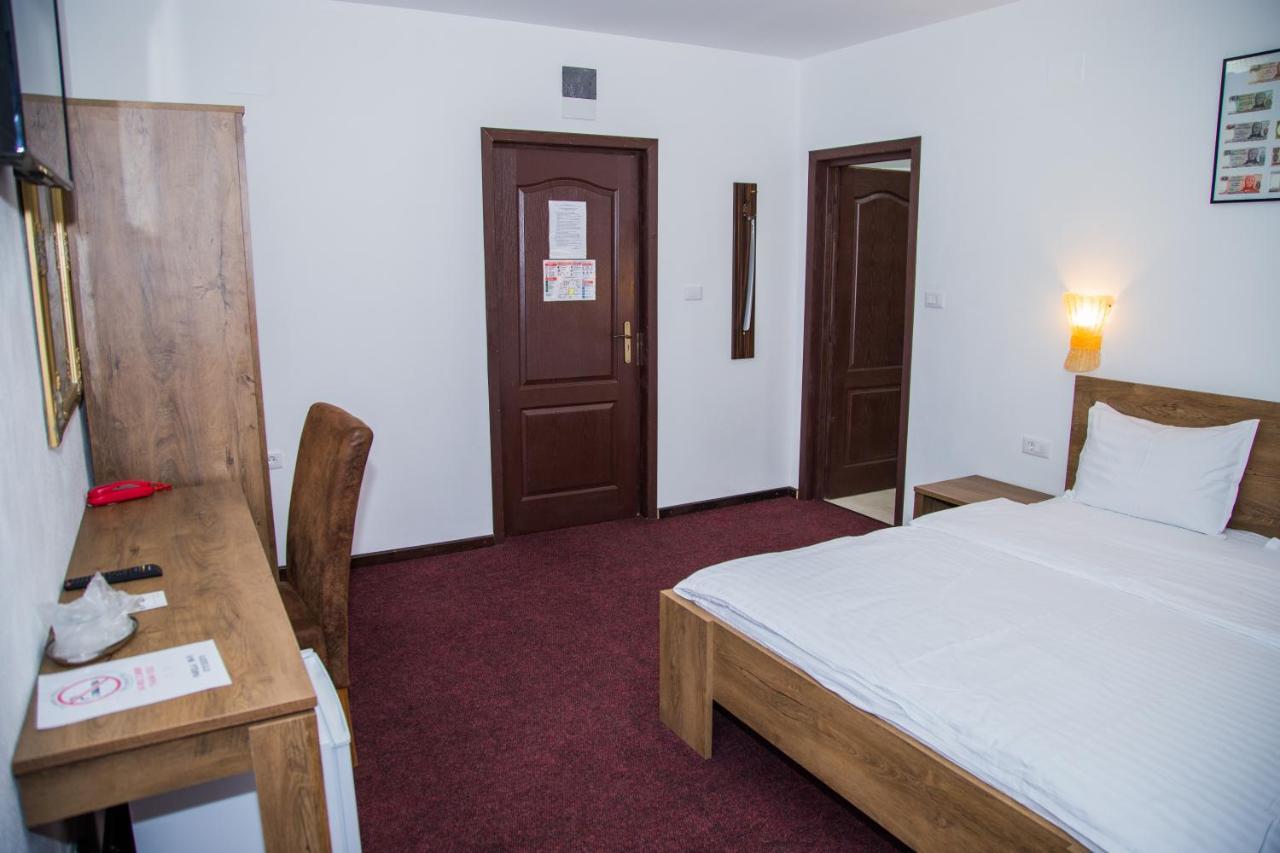 Motel Davios Târgu Jiu Exterior photo