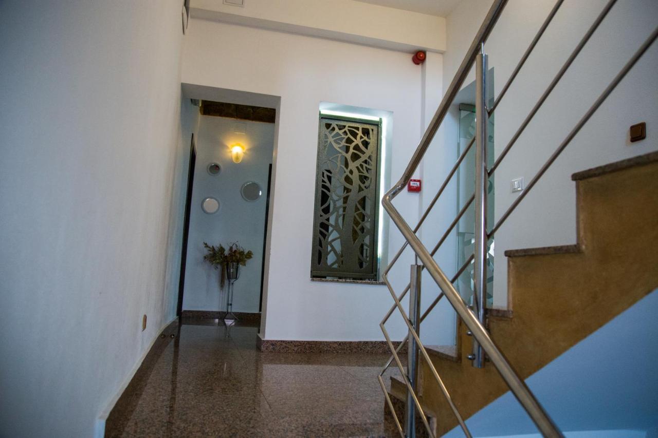 Motel Davios Târgu Jiu Exterior photo